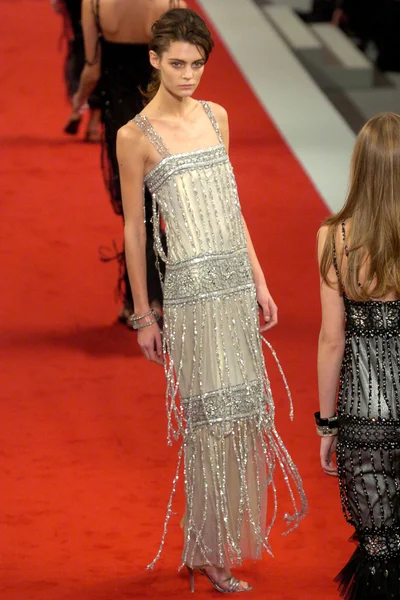 Look 70